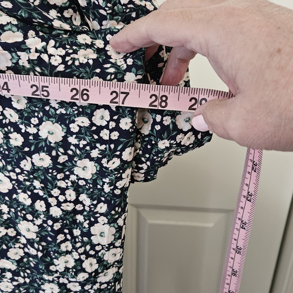 Old Navy Cutout Smocked Back Maxi Shift Dress With Slit Plus Size 4X - Picture 10 of 12